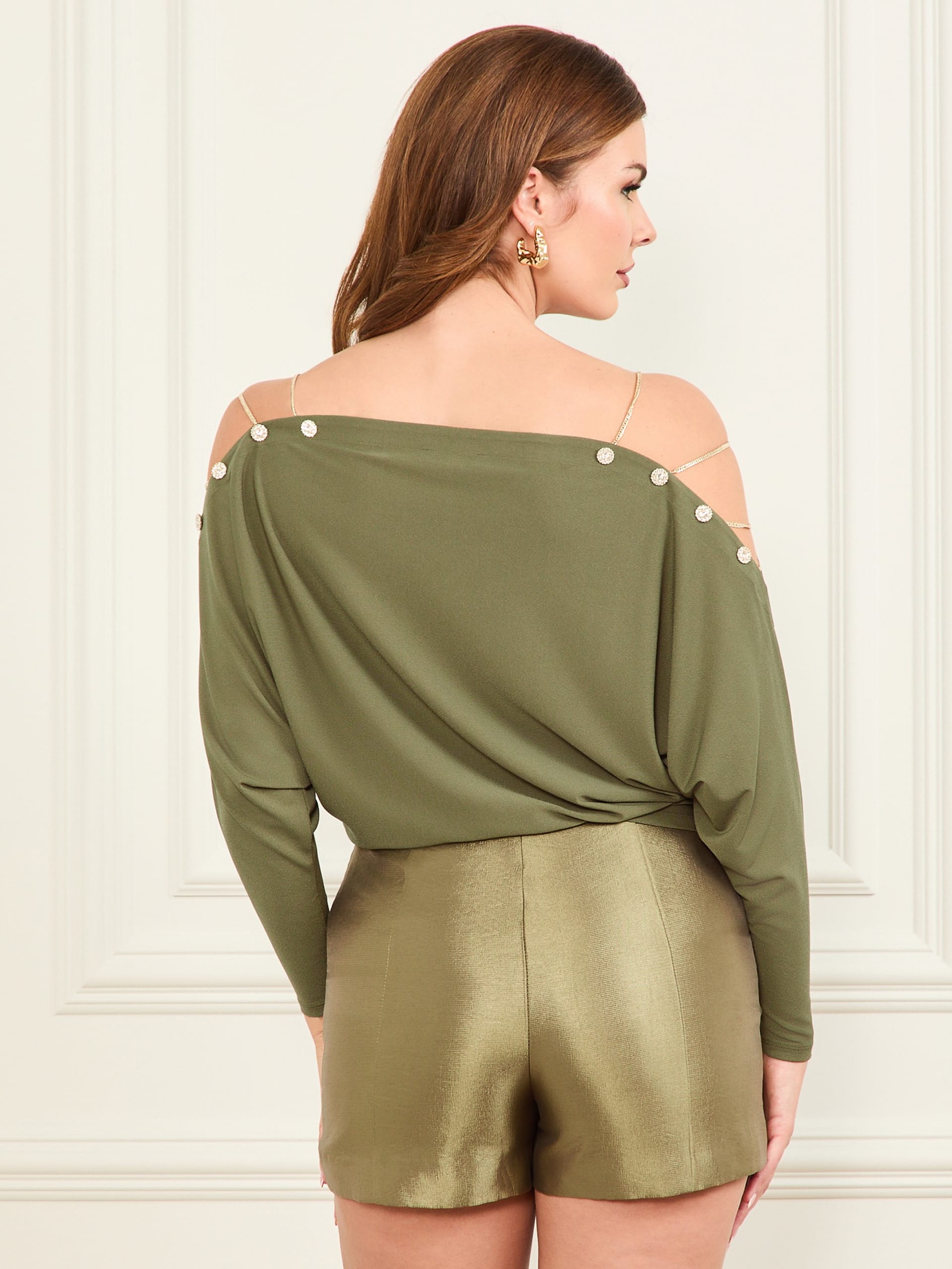 Top Adri com detalhes em joias