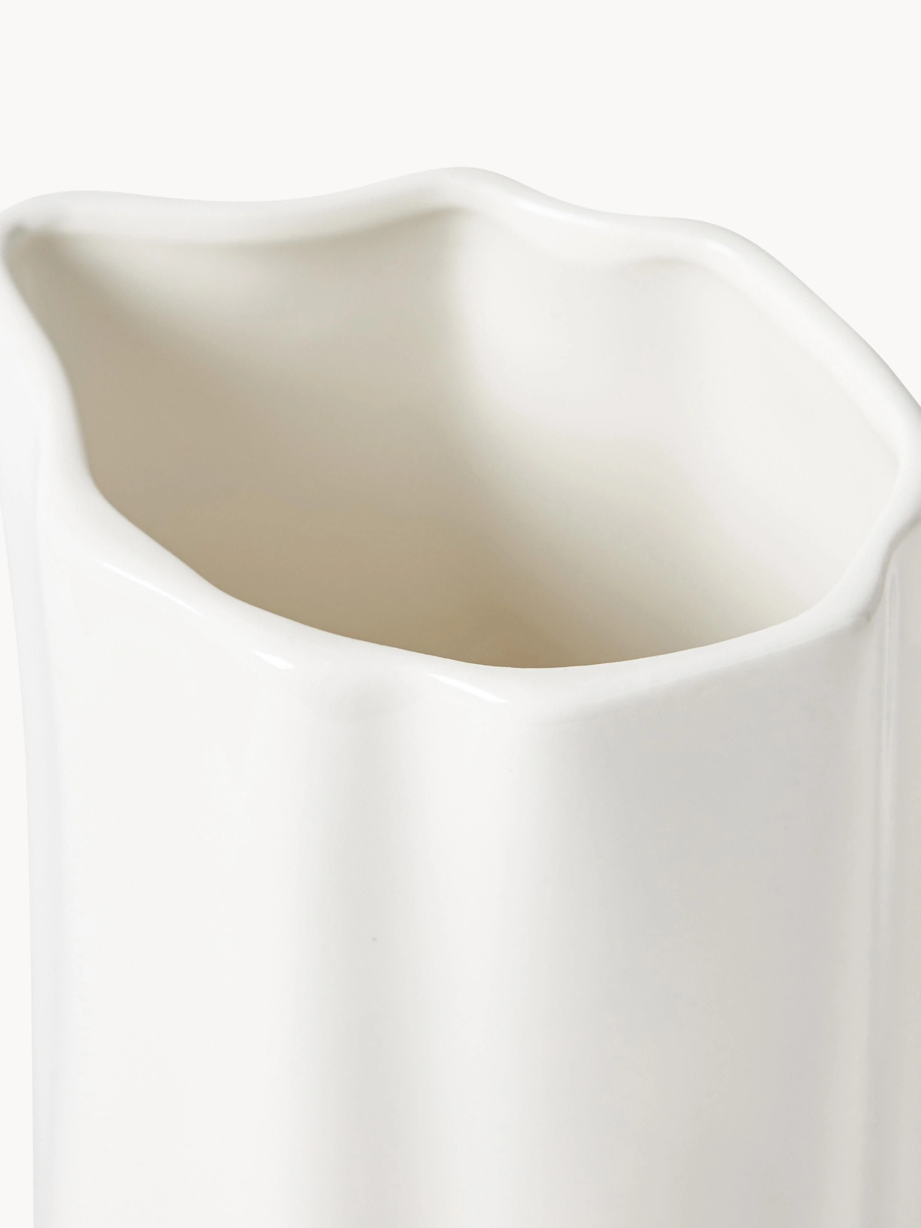Porseleinen karaf Joana in organische vorm, 1,6 liter