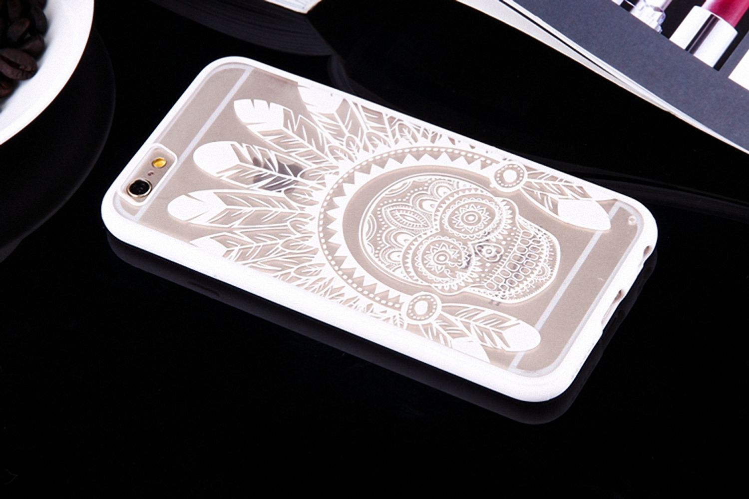 Apple iPhone 6s Plus Handy Hülle Mandala Case Schutz Motiv Federn Totenkopf Weiß