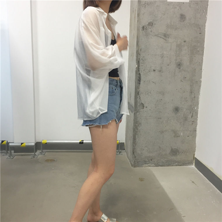 Hanji - Oversized doorschijnend overhemd met lange mouwen en kraag