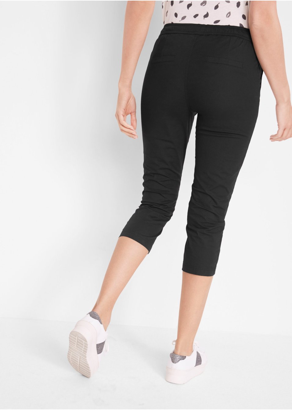 Pantalon 3/4 avec cordon à nouer