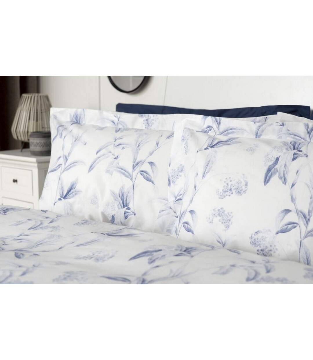 Belledorm - Parure de lit SERENITY (Blanc / Bleu) - UTBM430