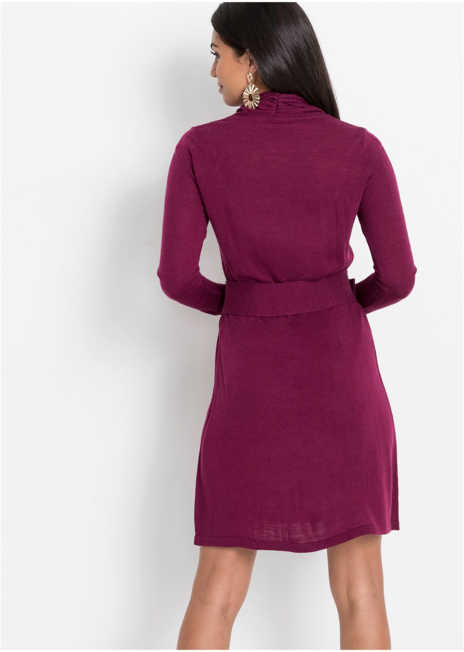 Robe en maille avec ceinture