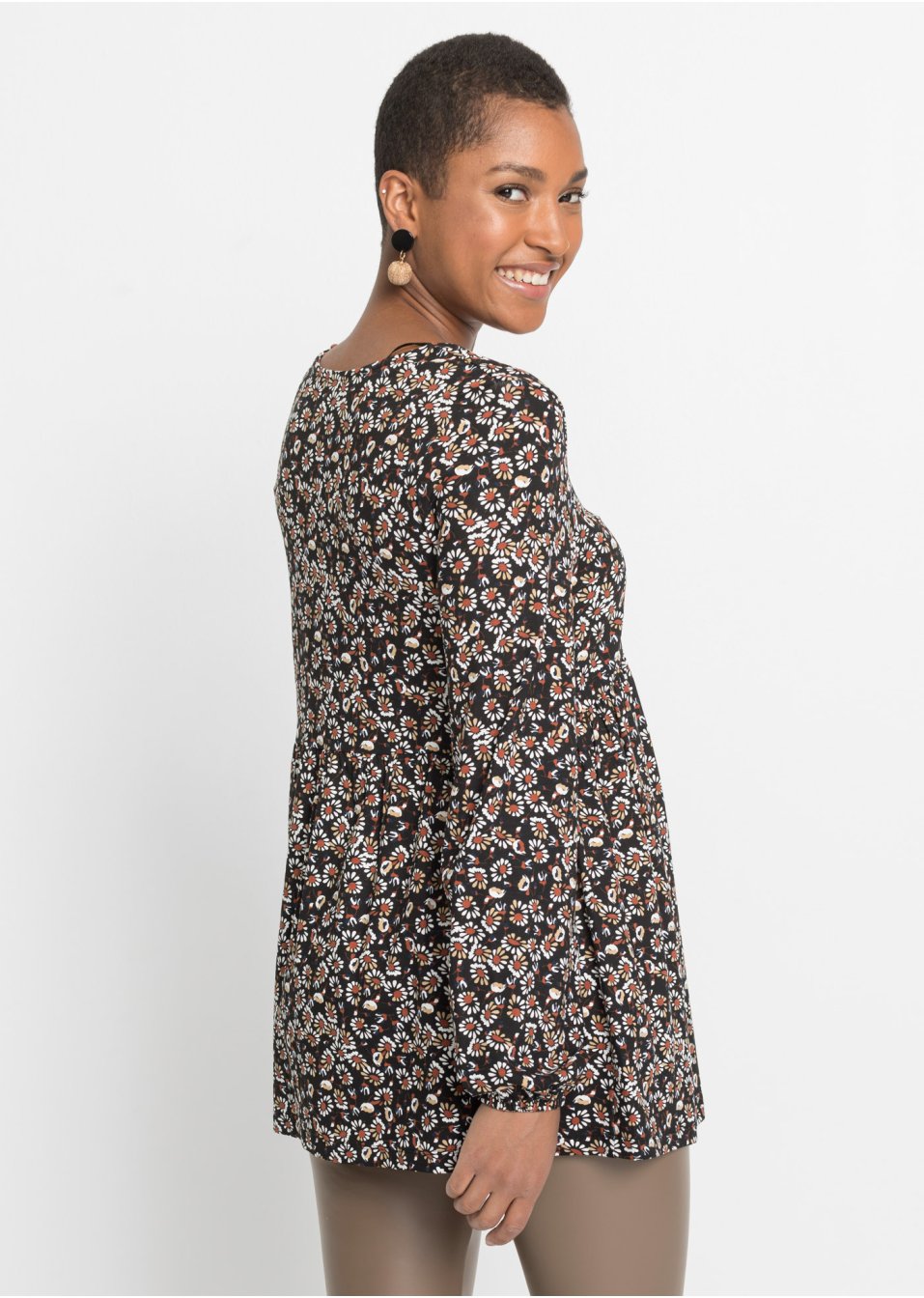 T-shirt blouse