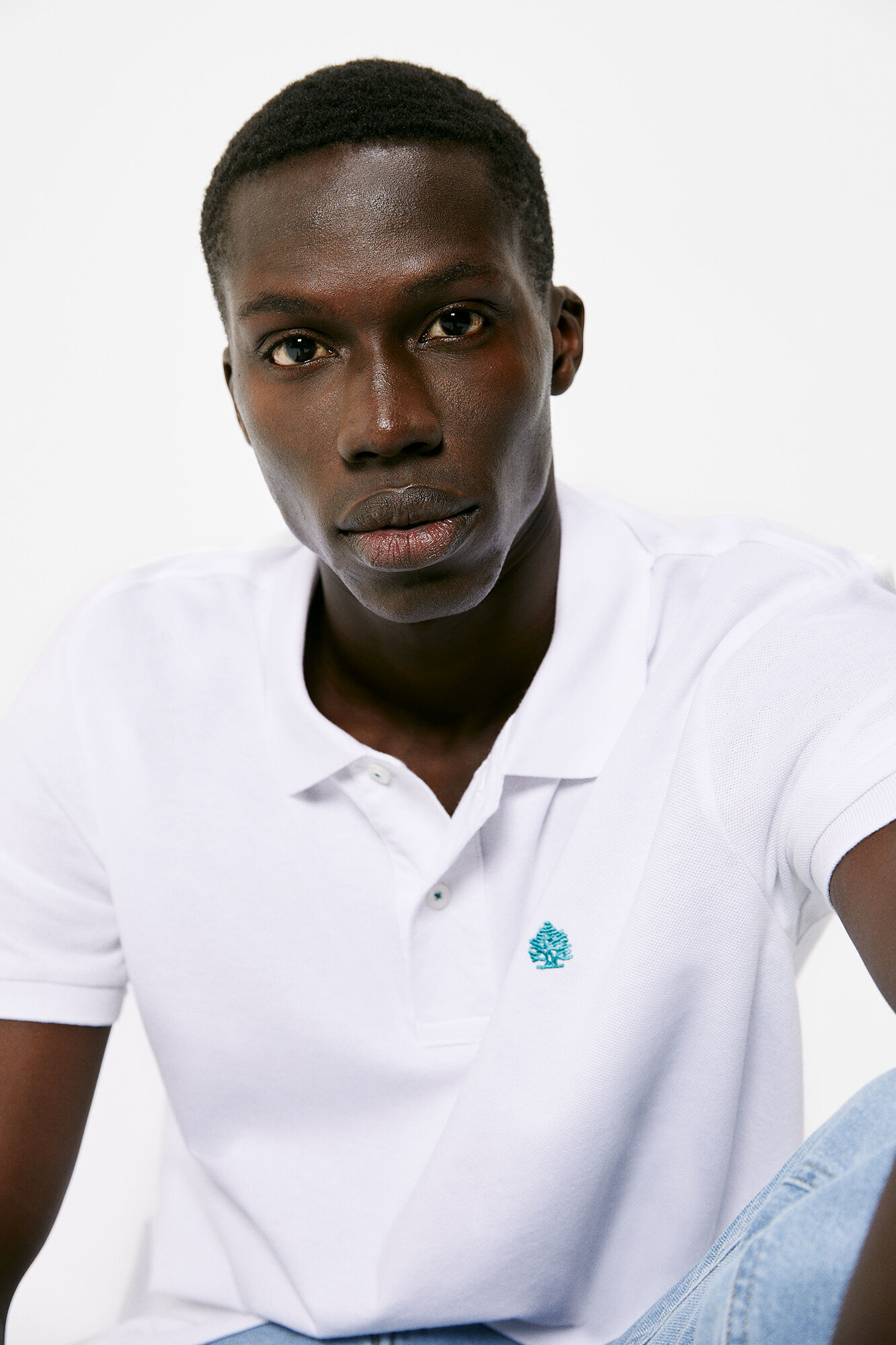 Camisa polo básica em piqué - branca