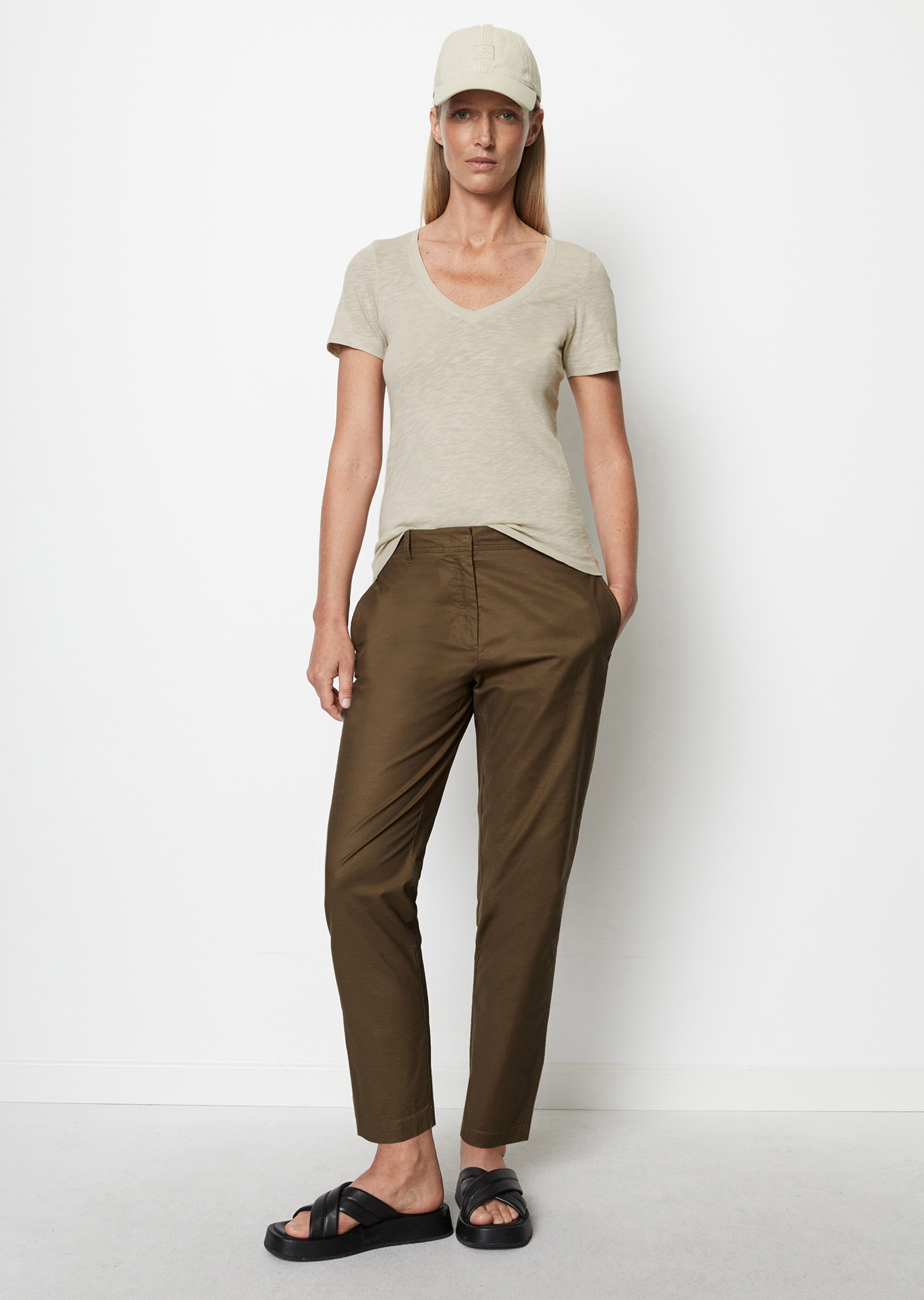 V-Neck-T-Shirt regular aus Organic Cotton Slub Jersey