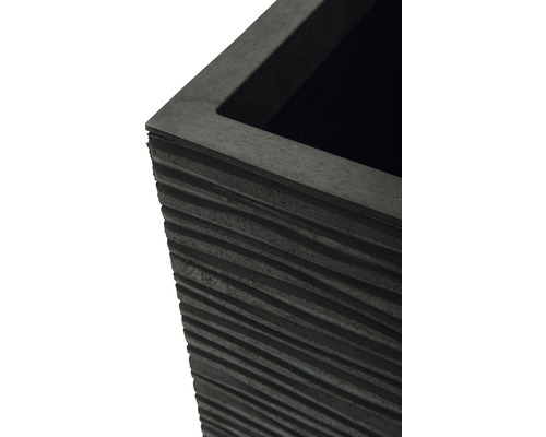 Plantenvaas van gerecycled rubber, 34 x 34 x 66 cm, zwart, inclusief zelfbewateringssysteem.