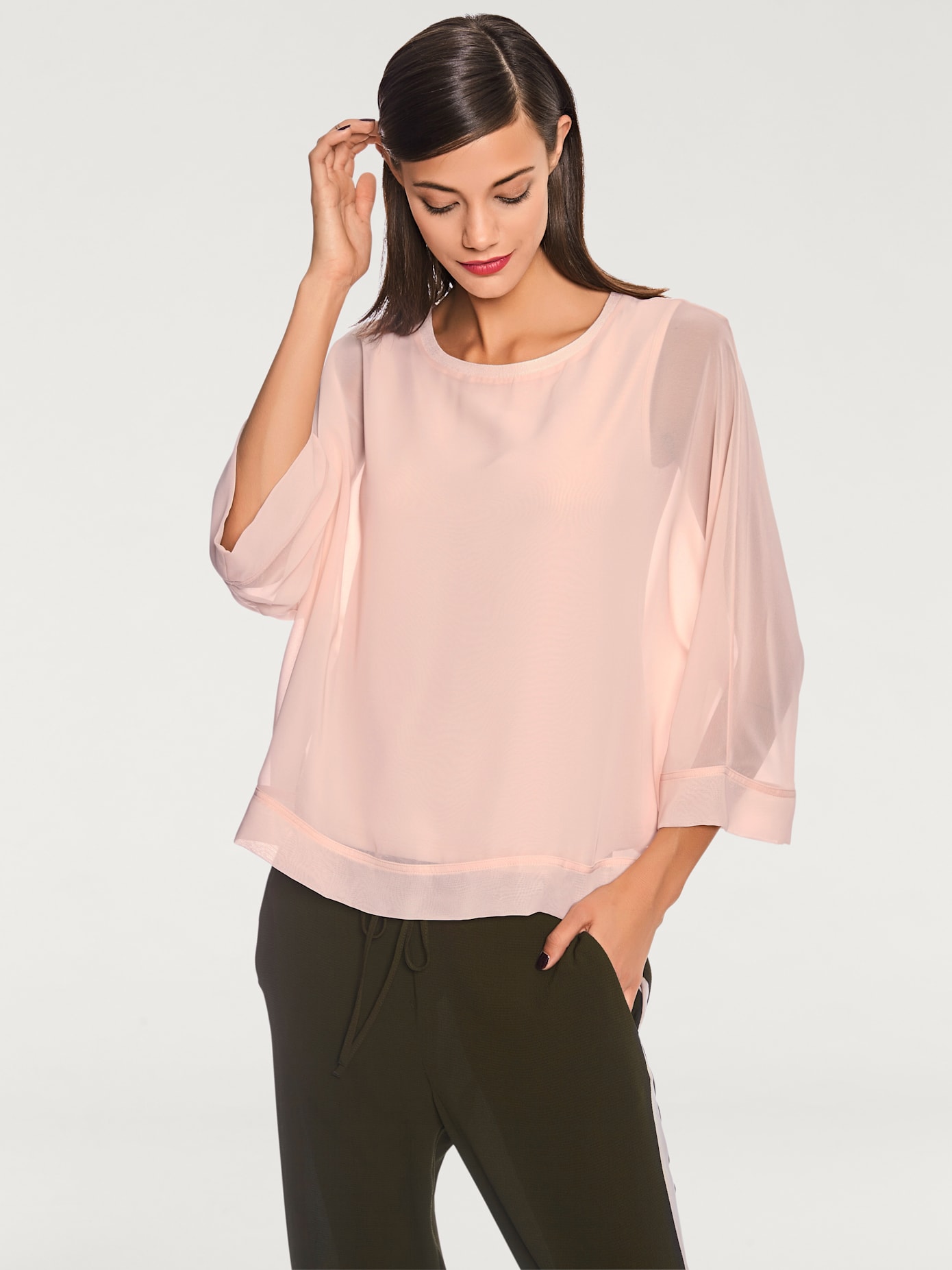 T-shirt look ample tendance