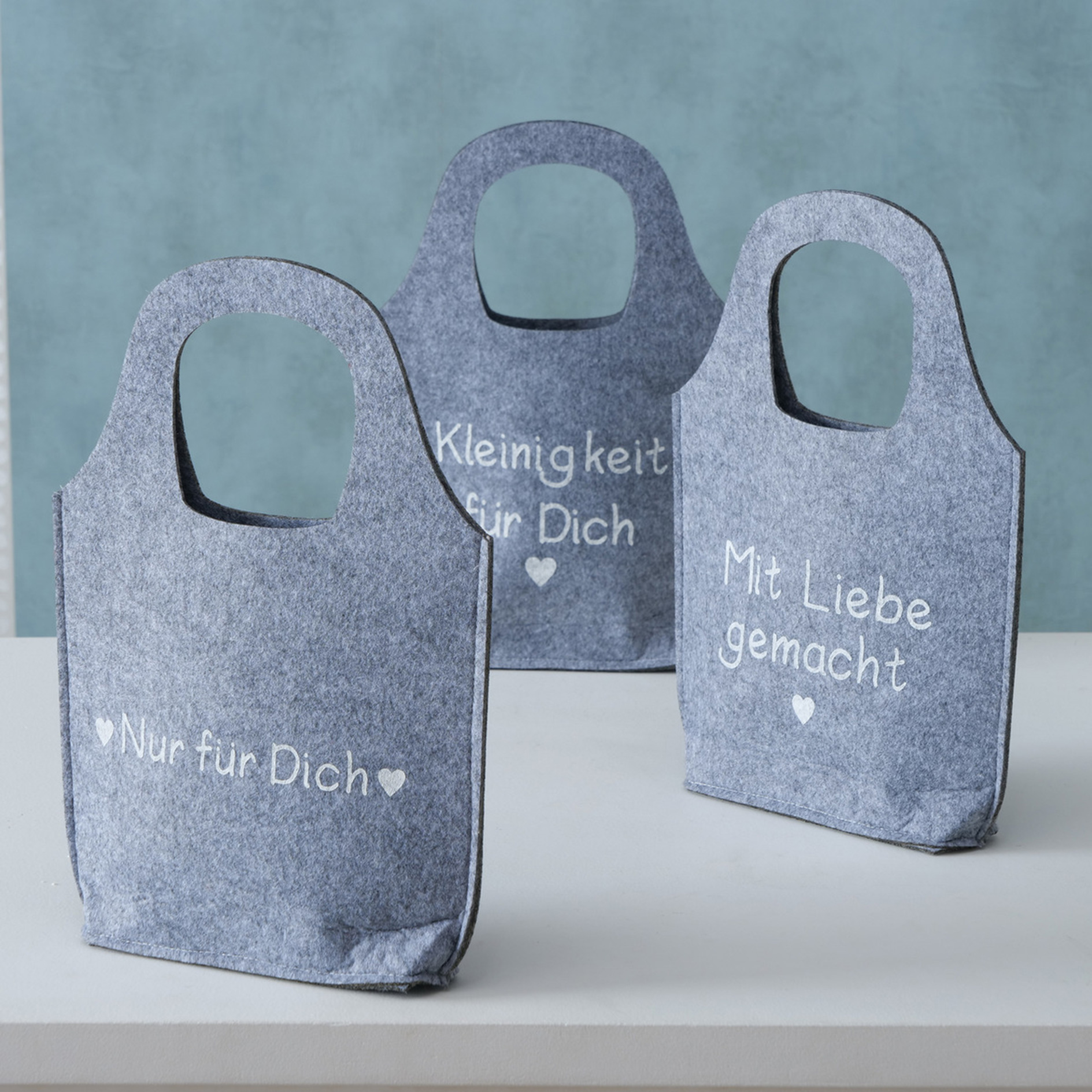 Geschenktüte - hellgrau - Filz - sortiert