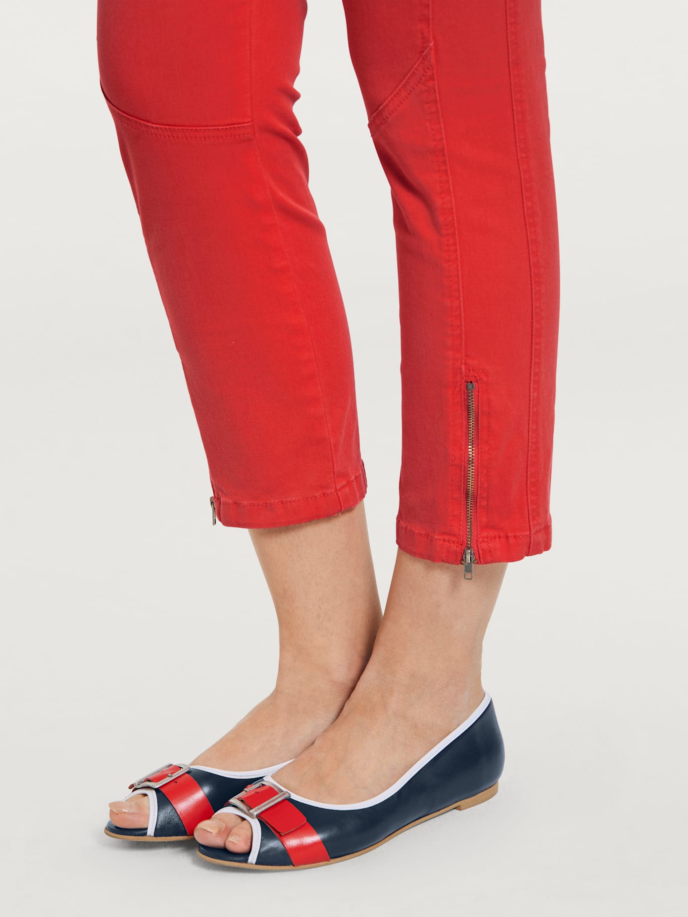Pantalon effet ventre plat coupe skinny