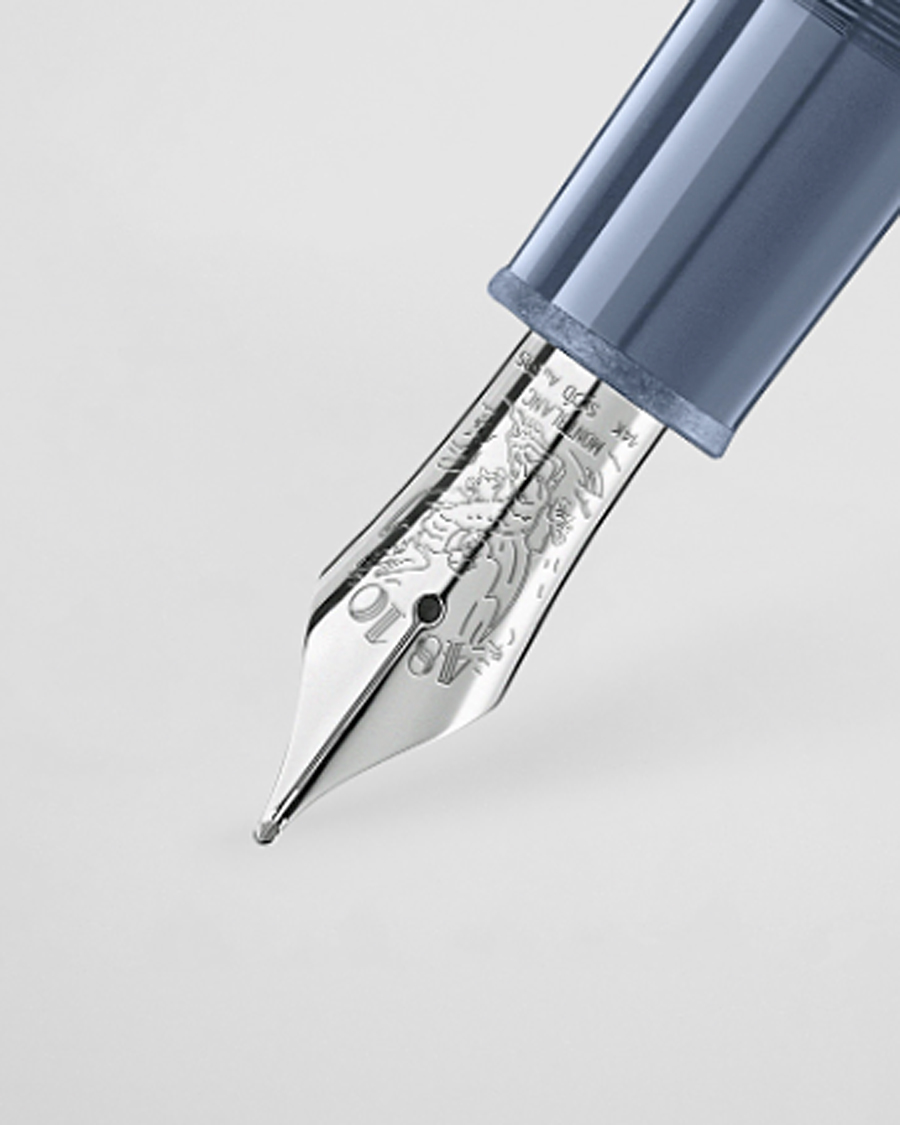 Montblanc Meisterstück Glacier Classique Fountain Pen Blue