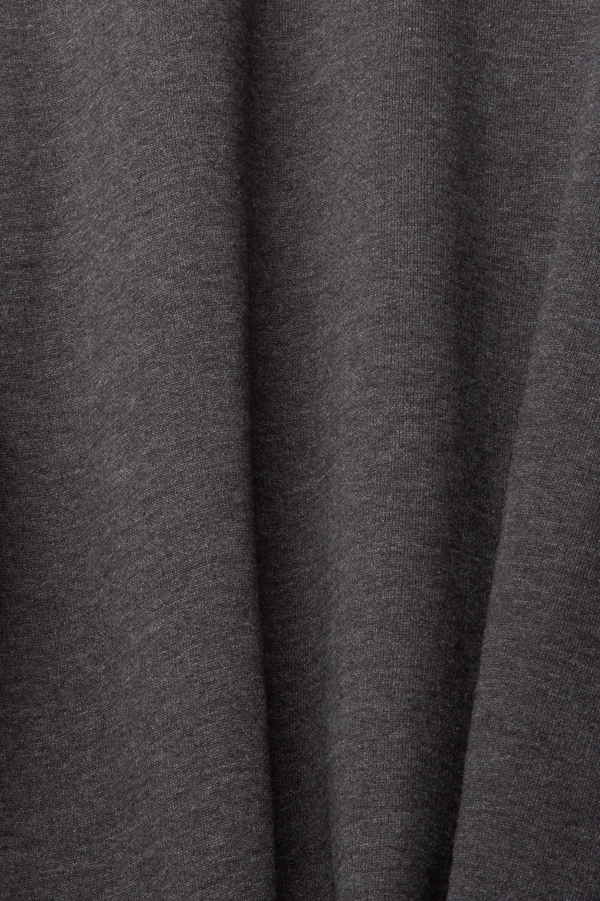 En matière recyclée : le sweat-shirt