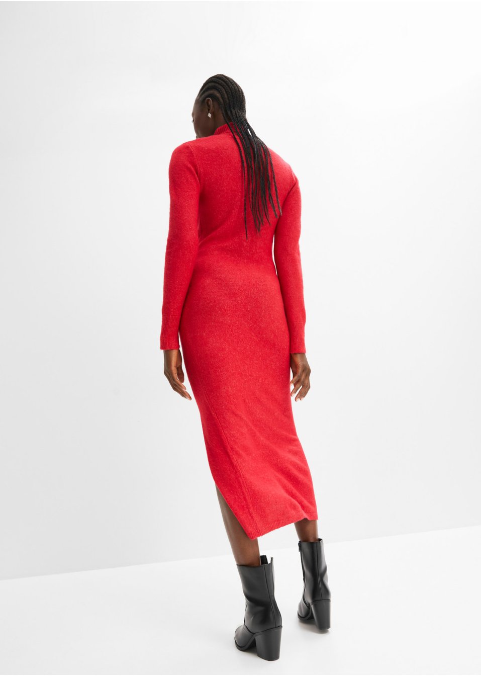 Robe longue en maille avec découpes