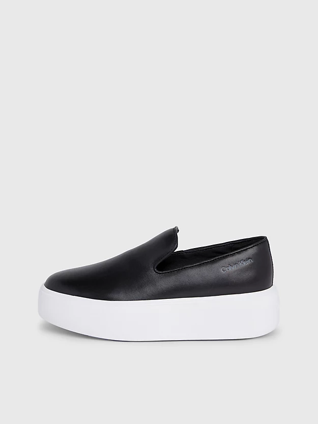 Sapatos plataforma de couro sem cadarço