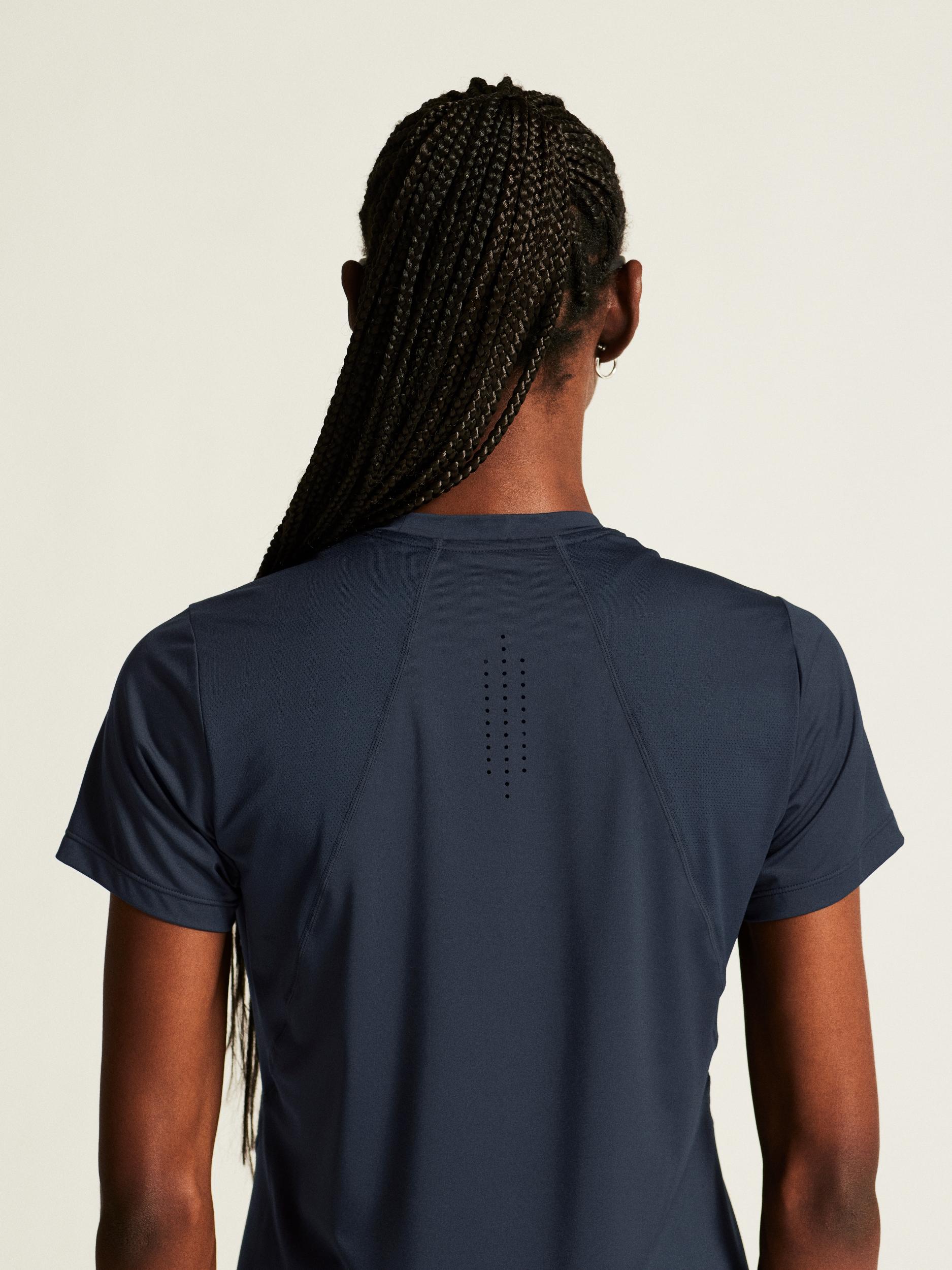 Craft Adv Essence SS Tee 2 Womens Blaze