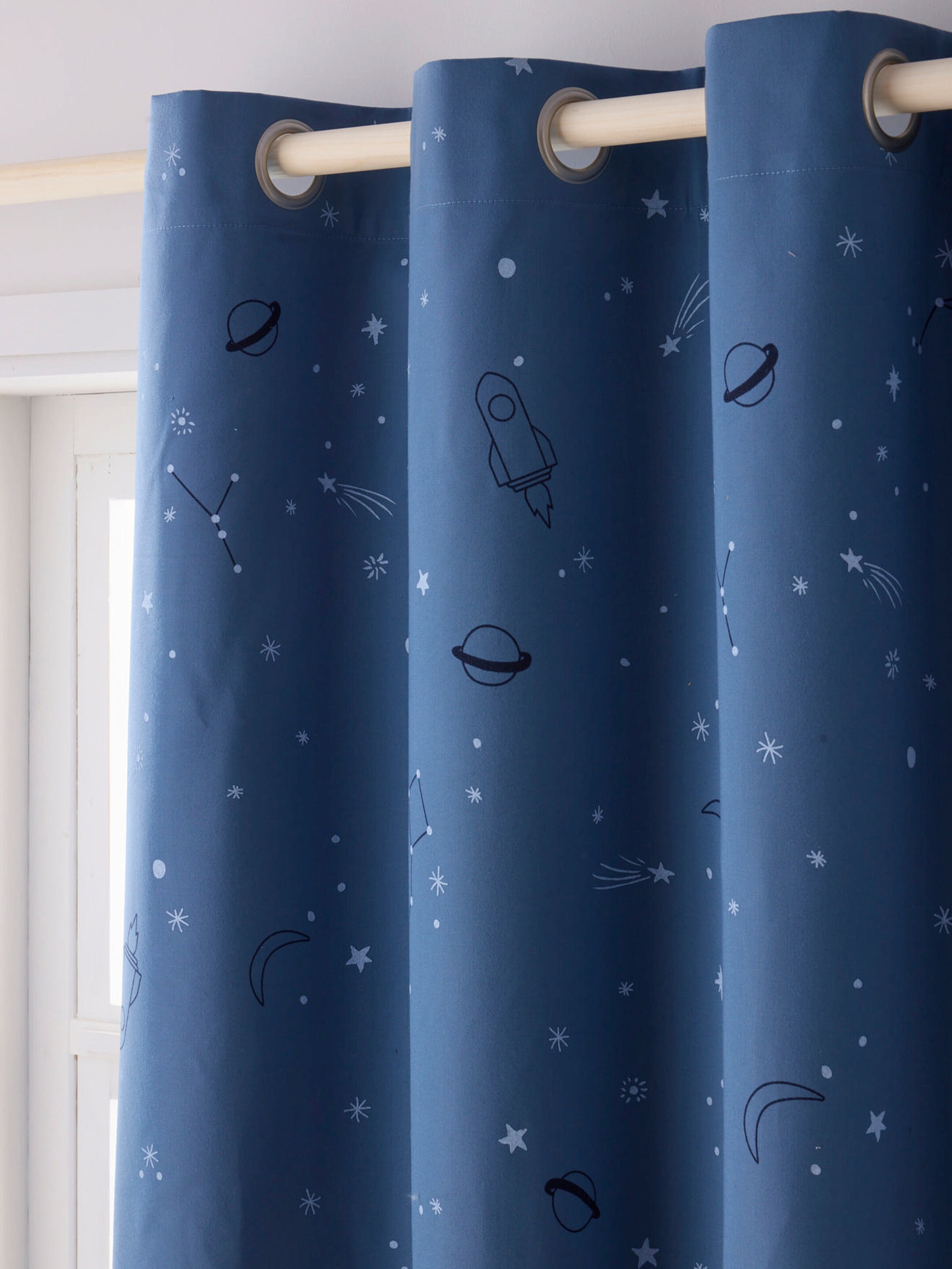 Vertbaudet Kinderzimmer Verdunkelungsvorhang PLANETEN, Leuchtmotive blau