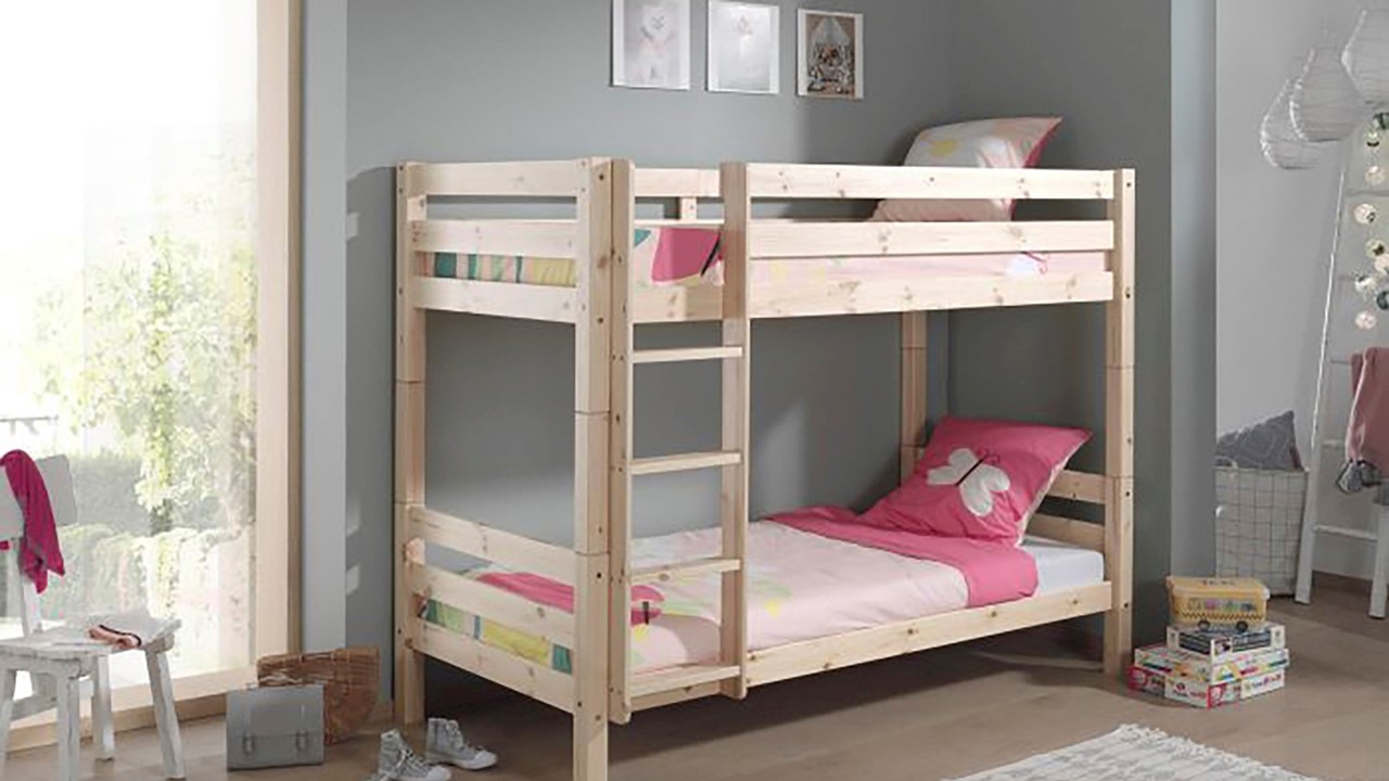 Stapelbed Pino 160 cm hoog bruin