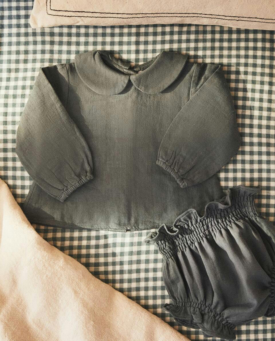 CAMISETA DE BEBÊ COM GOLA