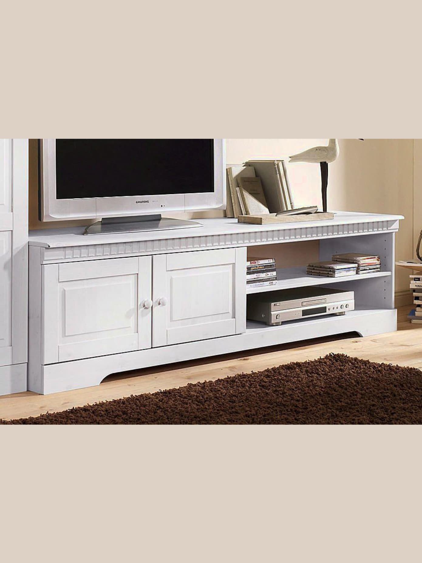 Meuble bas style champêtre classique
