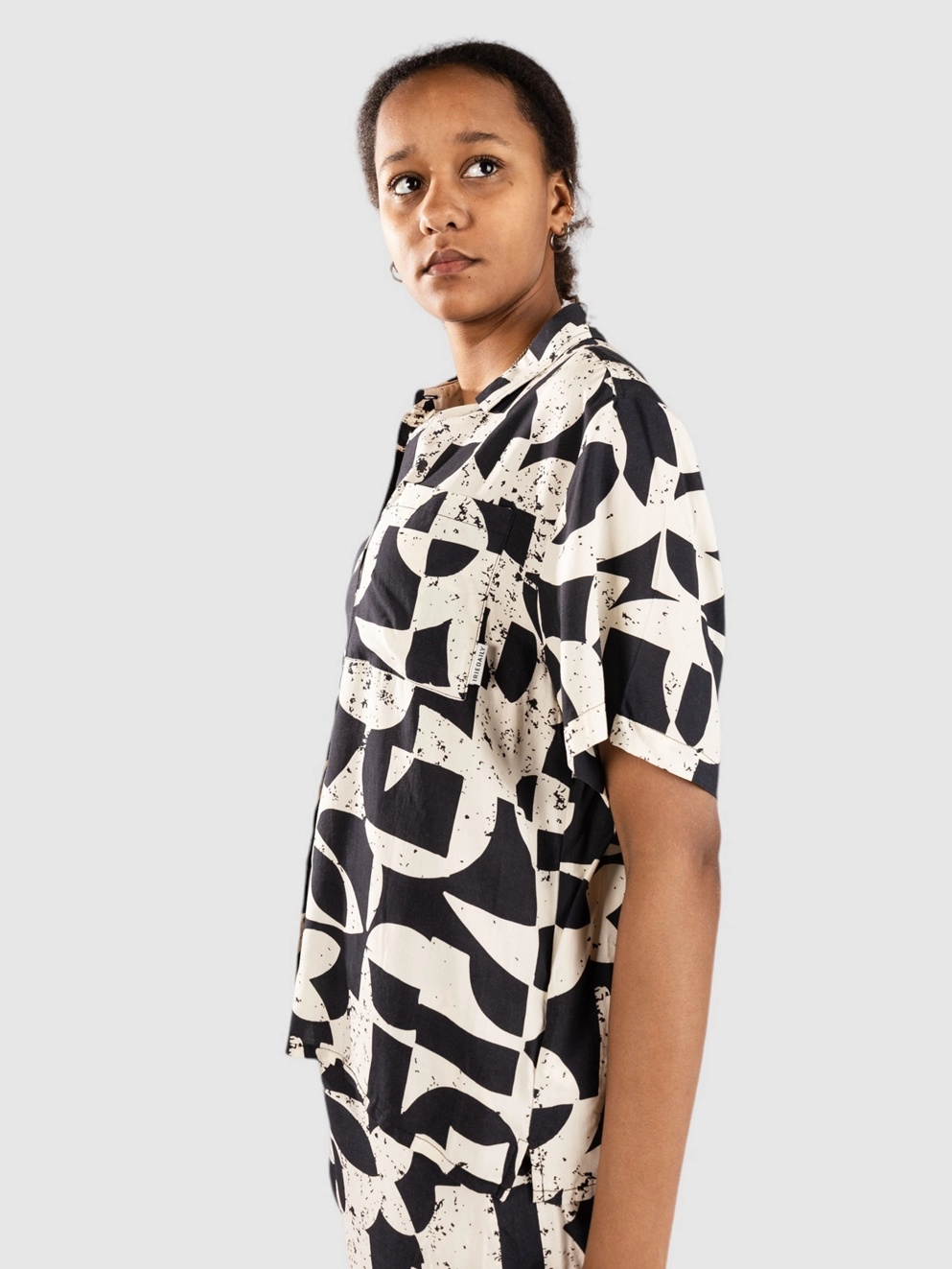 Iriedaily Lucie Shirt black white