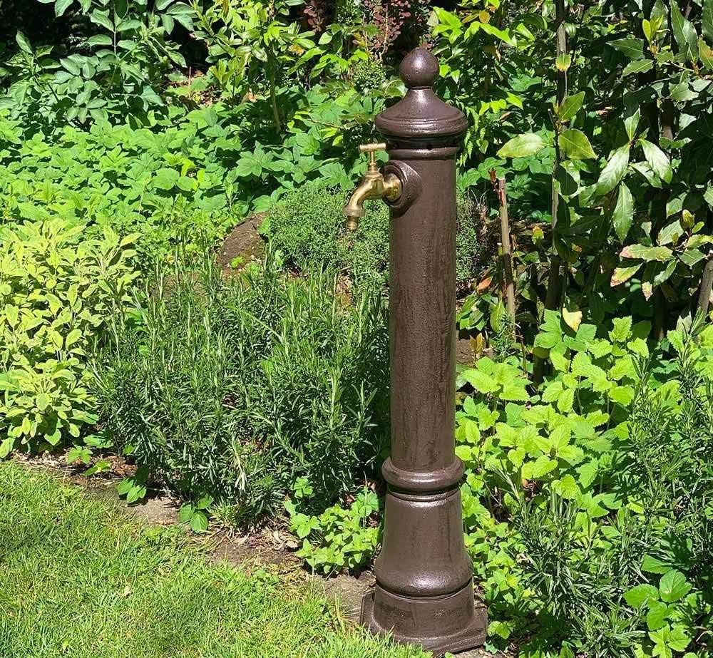 Wasserzapfsäule Wasserzapfstelle für Garten Standbrunnen mit Wasserhahn Antik-Stil Braun 80cm