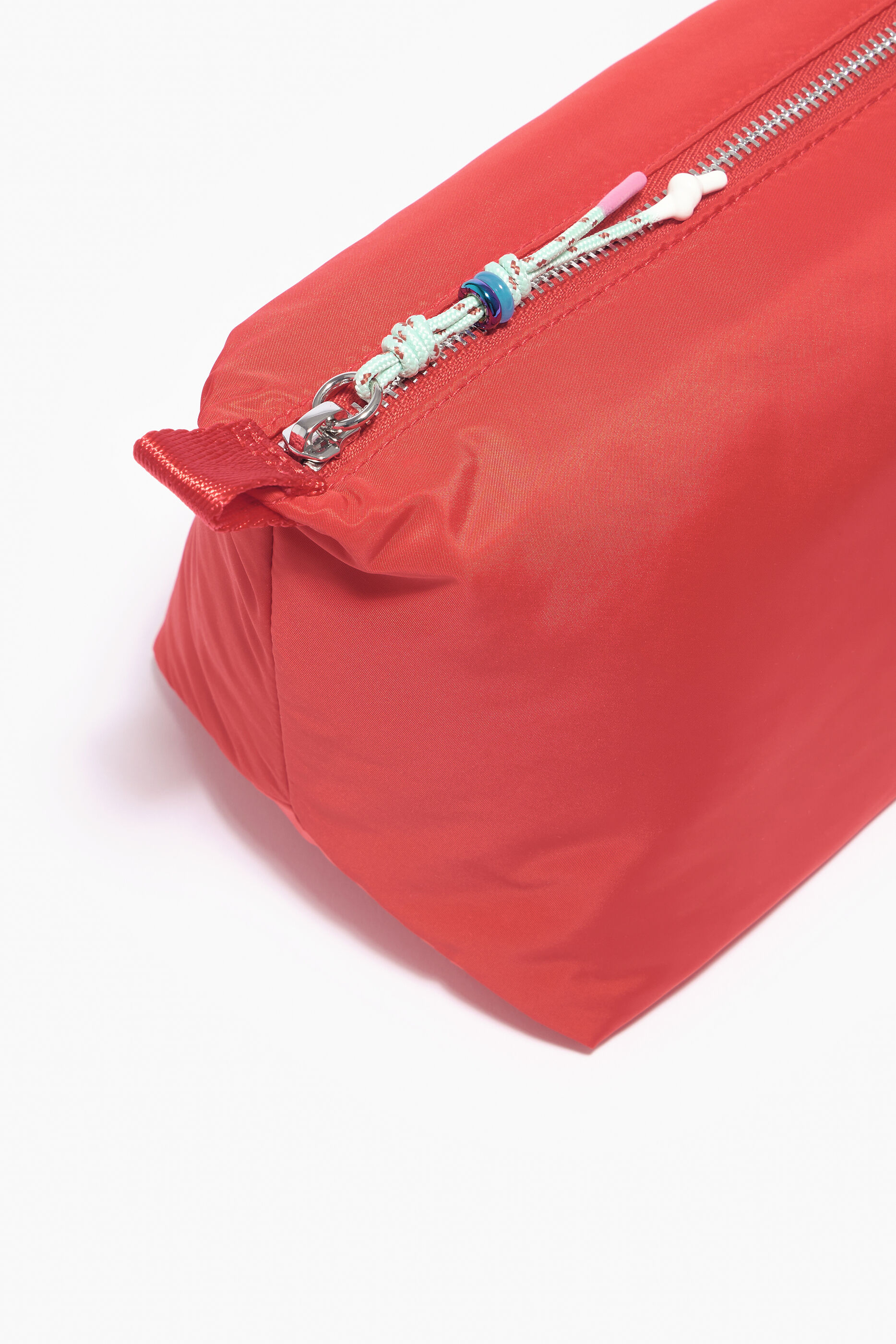 Nécessaire trapezoidal tamanho G em nylon cor tomate