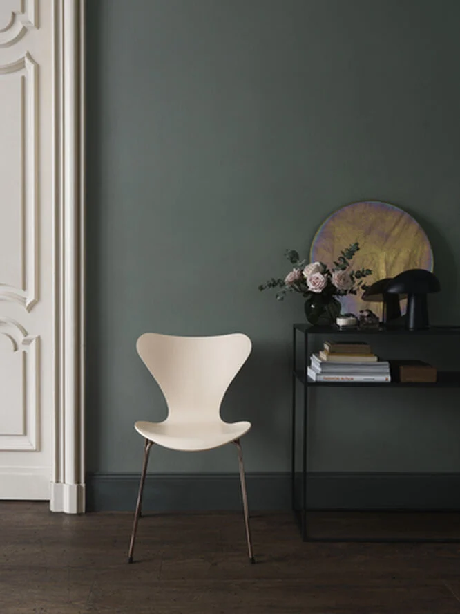 Fritz Hansen Night Owl Table Lamp Midnight blue