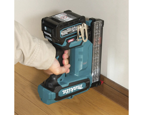 Makita 40V FN001GZ accu-spijkermachine zonder accu en lader