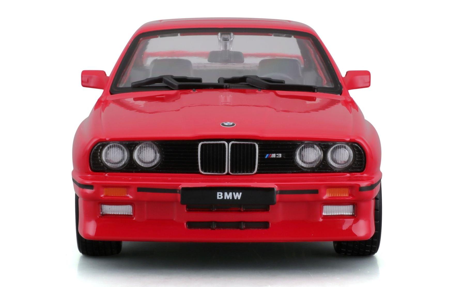 BMW M3 (E30) 1988 Rot 1:24Sammlermodell im Massstab 1:24