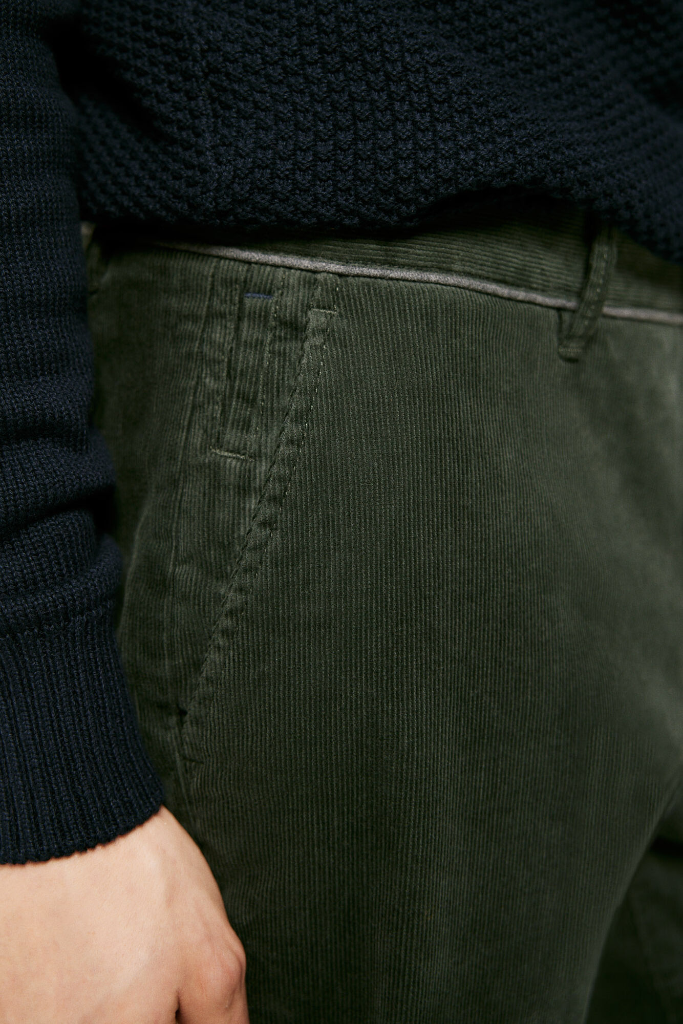 Chino micro veludo cotelê