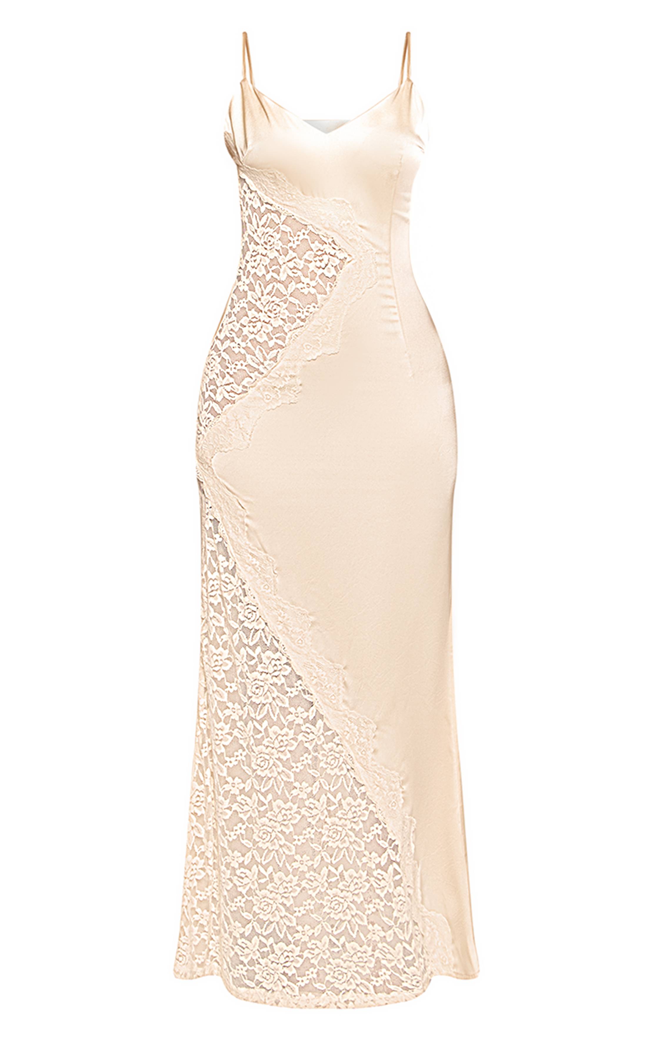Butter Yellow Robe Longue Satinée Petite Avec Découpes En Dentelle