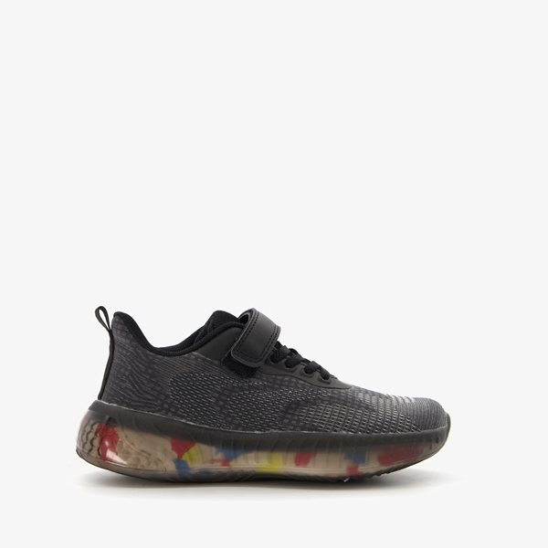 Blue Box jongens sneakers met multicolour zool