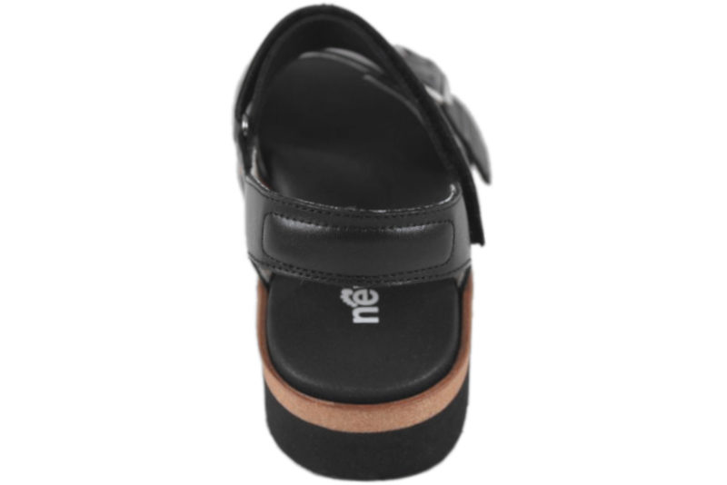 NEW FEET SANDAL UDEN HÆLKAPPE I SORT GLAT SKIND