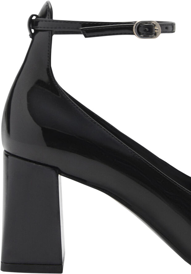 MANGO SHOES. -- FINI Black