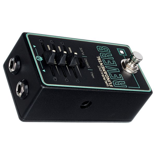 Walrus Audio Fundamental Reverb