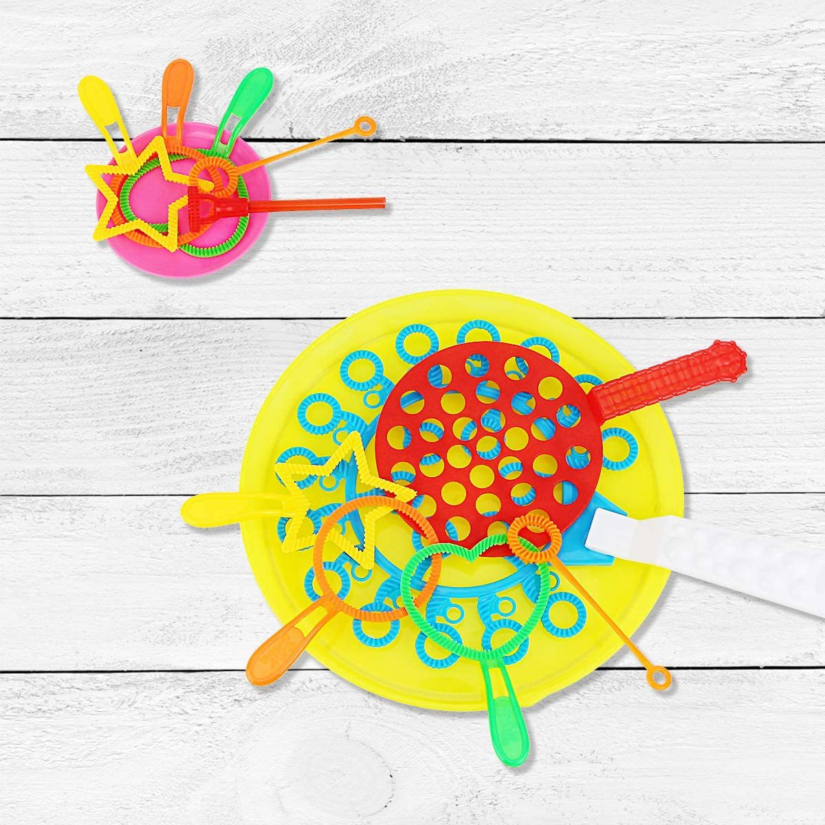 (16-tlg. Set) Kinder Seifenblasen Spielzeug DIY Outdoor Bubble Maker Riesenseifenblasen Stäbe Zauberstab - Assortiert