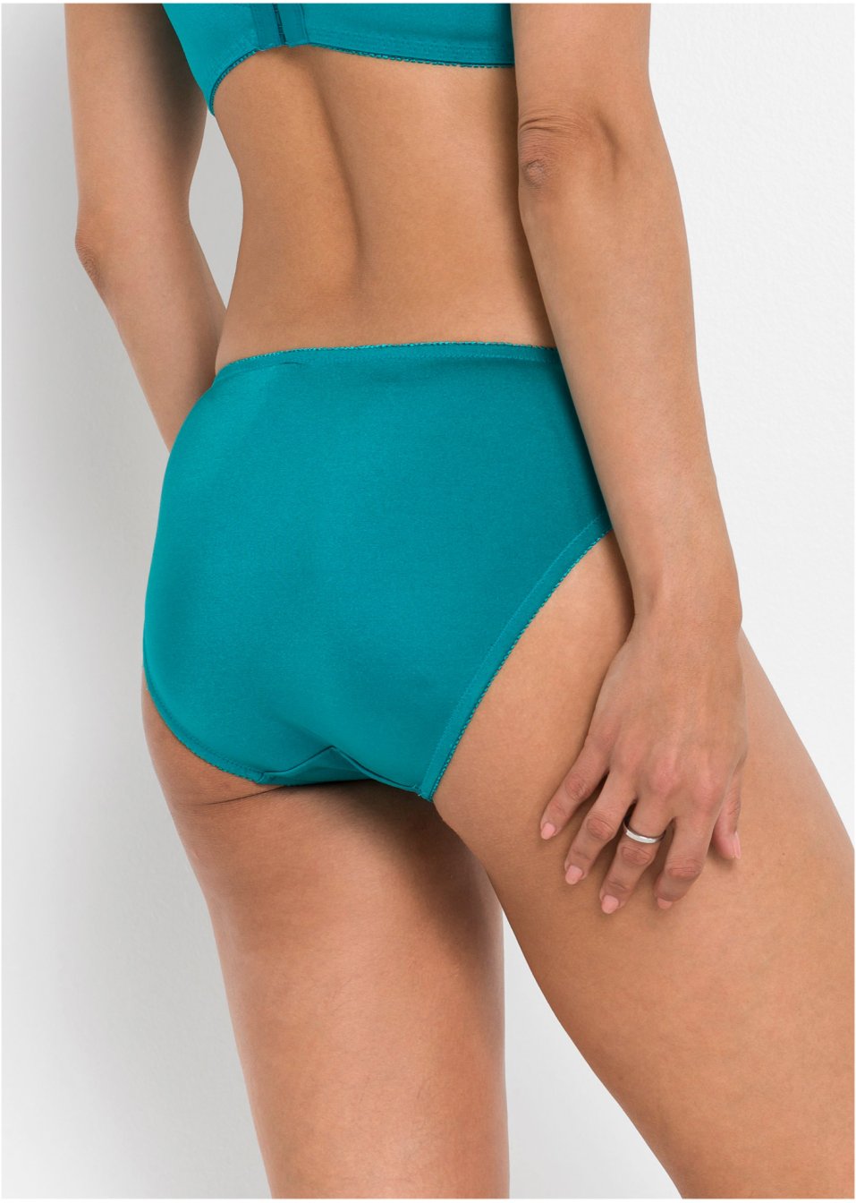 Slip raffiné