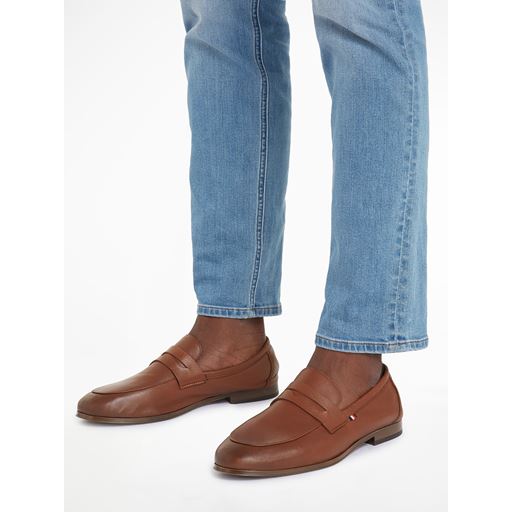Tommy Hilfiger Casual Light Flexible Leather Loafers, Winter Cognac, 44