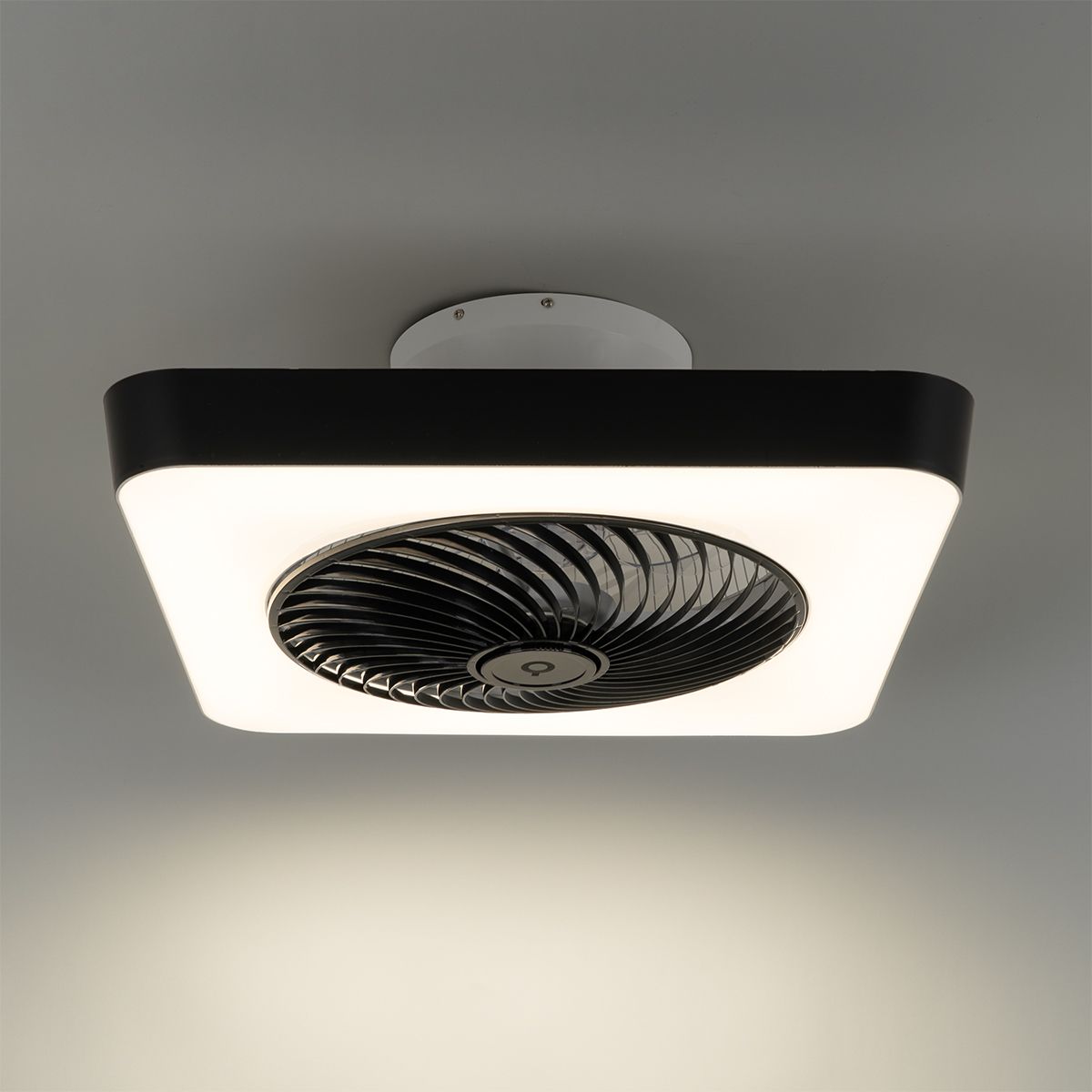 Smart plafondventilator vierkant zwart incl. LED dimbaar - Climo