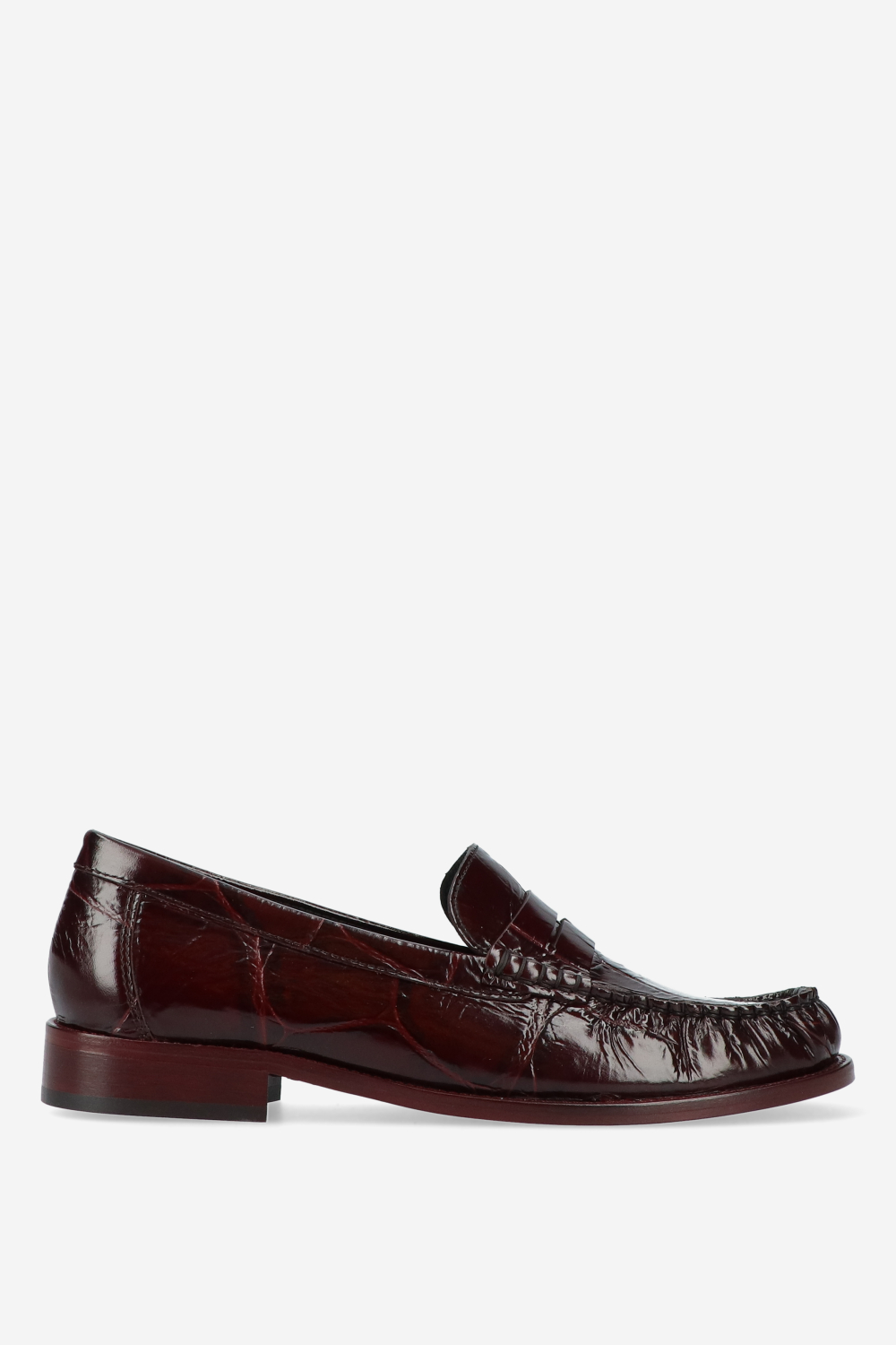 Dylan croco embossed loafers