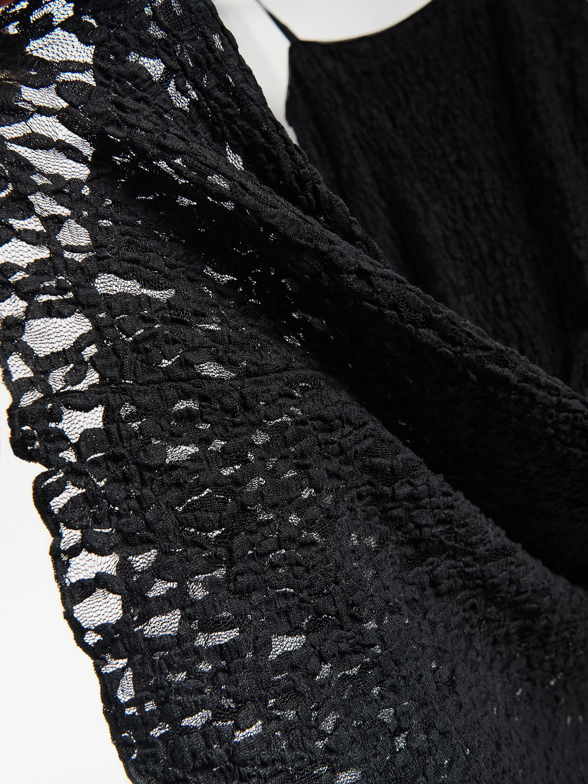 Ärmelloses Spitzenkleid