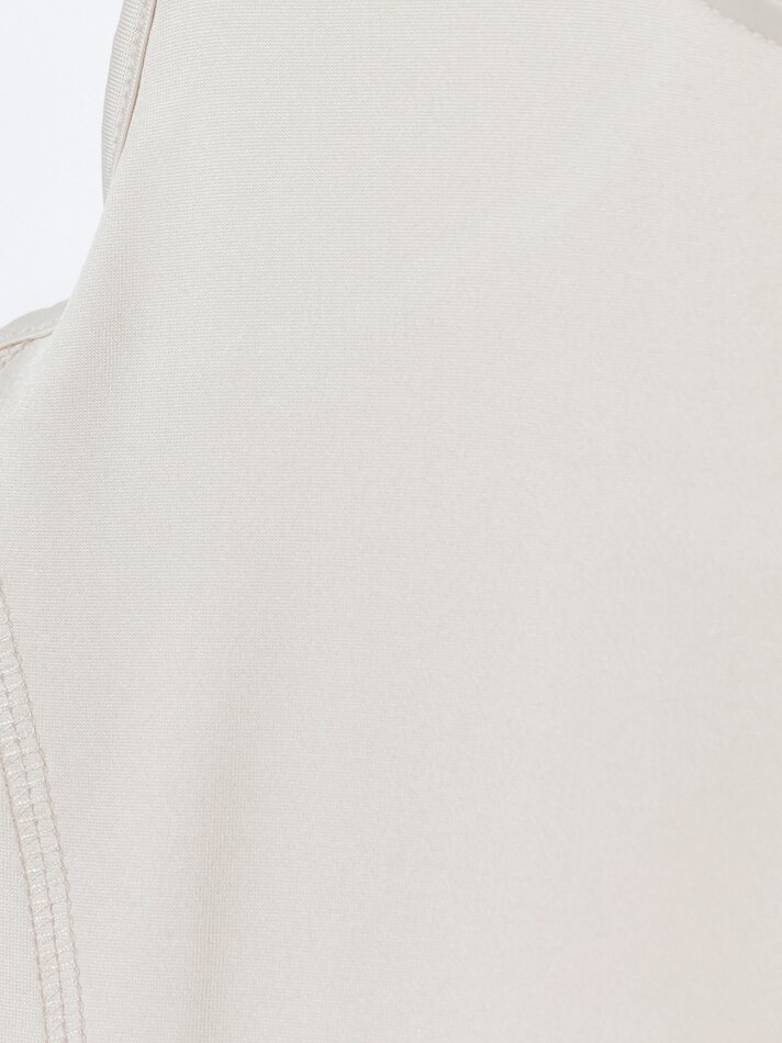 Conjunto com 2 regatas esportivas - Cor: Branco-sujo