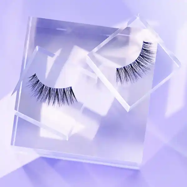 8D Lashes To Kill 020 Cat-Eye-Look