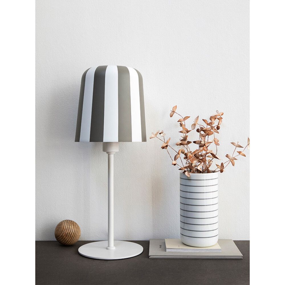 BORDLAMPE DYBERG LARSEN GRY GRÅ/HVIT
