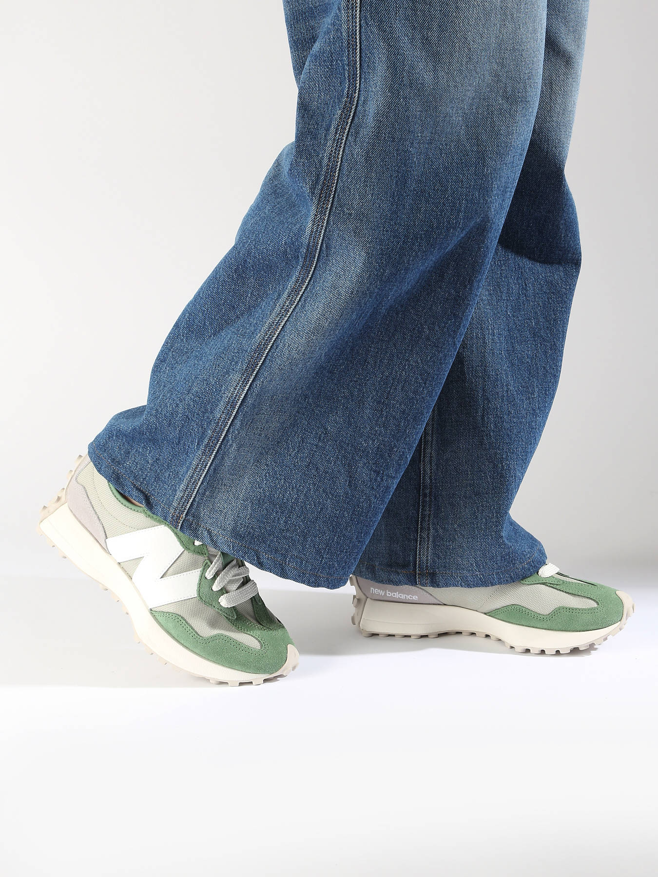 Sneakers 327 NEW BALANCE