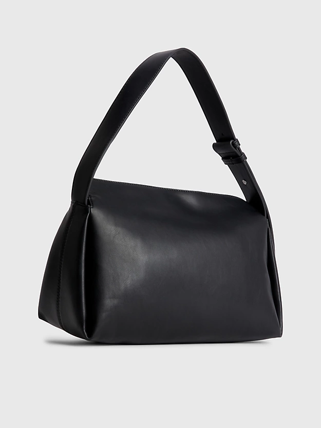 Bolsa de ombro macia em tecido reciclado