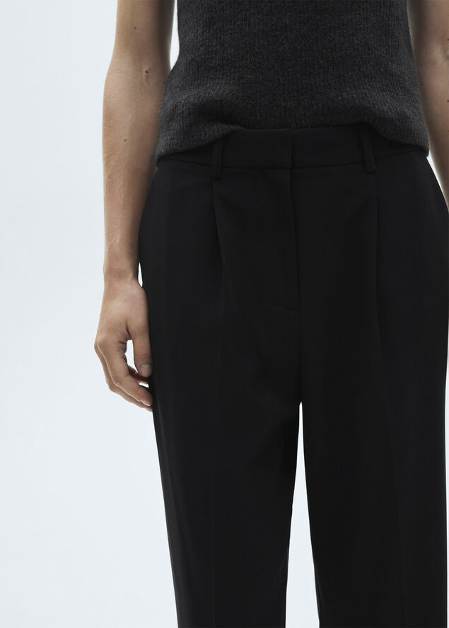 MANGO Pleated straight trousers Black