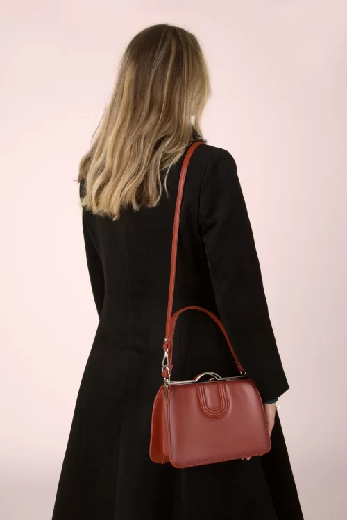 Banned Retro Dolores handtas in baksteenrood