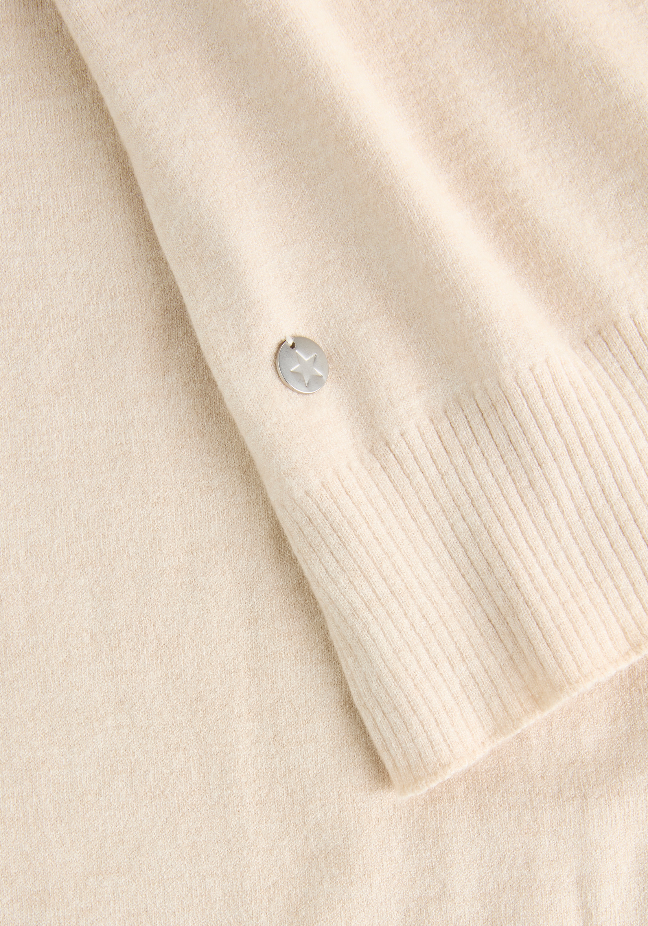 Laura Scott Strickschal , in Maxi-Grösse mit modischen Rippenabschlüssen - NEW