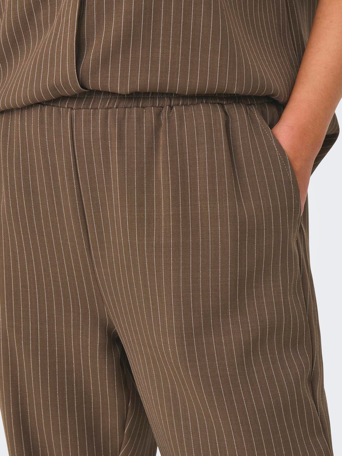 CARPINNY Hohe Taille Normal geschnitten Hose Black Coffee
